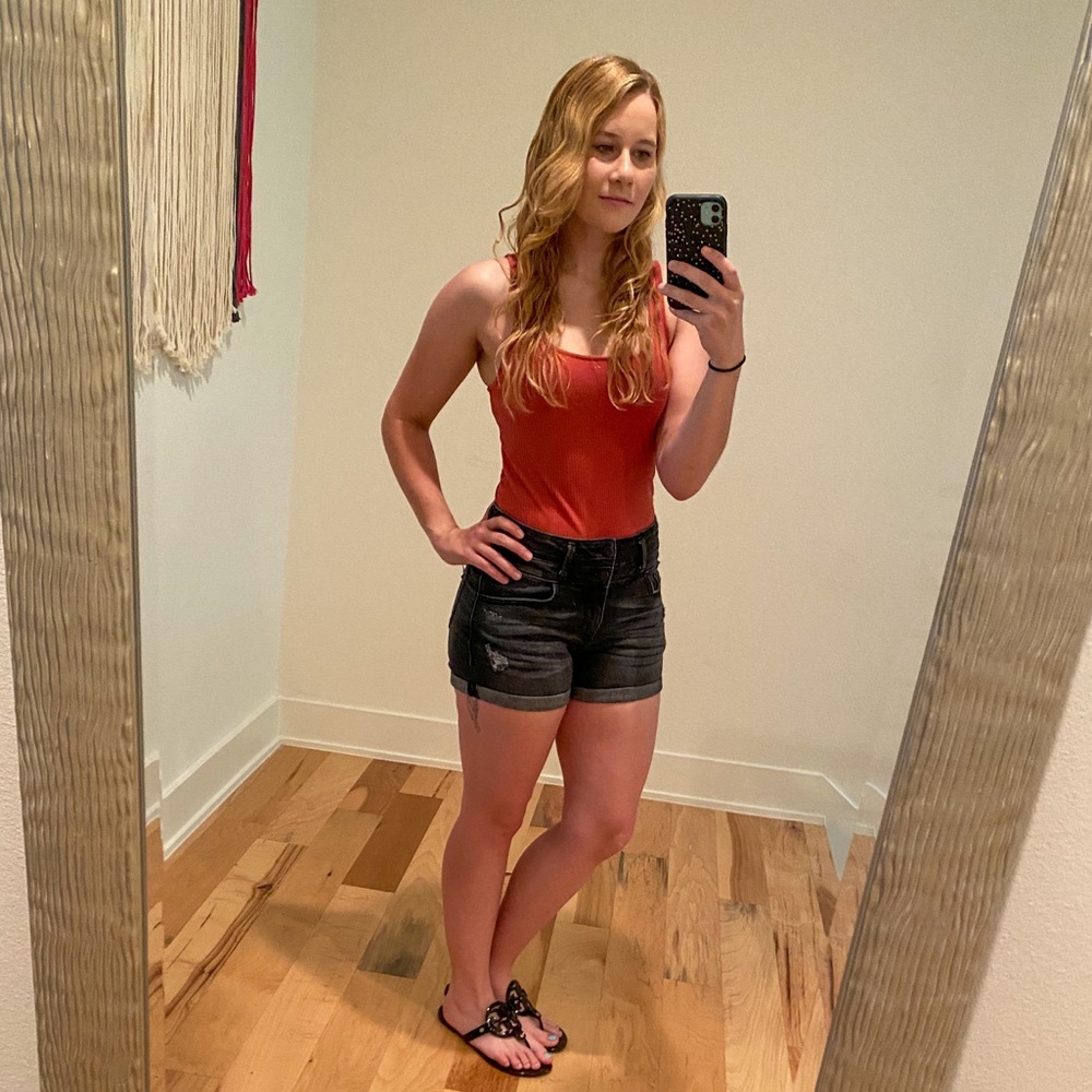 Meet your Posher, Cindy